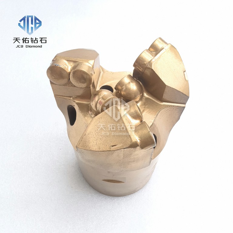 PDC94mm内凹三翼钻头